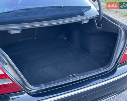 Мерседес Е-Клас 2004 у Вінниці на Automoto.ua Чорний Мерседес Е-Клас, об'ємом двигуна 3.2 л та пробігом 335 тис. км за 8500 $, фото 38 на Automoto.ua