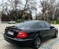 Чорний Мерседес Е-Клас, об'ємом двигуна 3.2 л та пробігом 325 тис. км за 6500 $, фото 6 на Automoto.ua