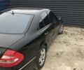 Черный Мерседес Е-Класс, объемом двигателя 3.2 л и пробегом 150 тыс. км за 7500 $, фото 1 на Automoto.ua