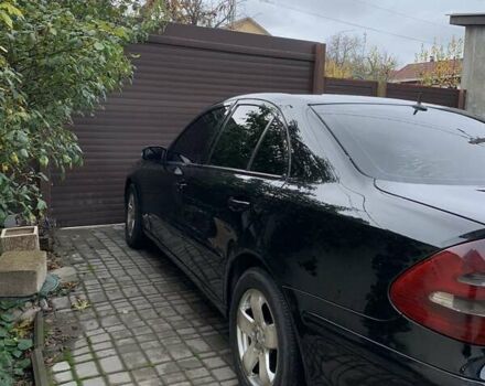 Черный Мерседес Е-Класс, объемом двигателя 2.15 л и пробегом 258 тыс. км за 5900 $, фото 6 на Automoto.ua