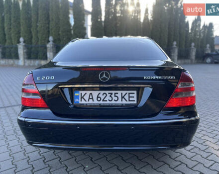 Черный Мерседес Е-Класс, объемом двигателя 1.8 л и пробегом 271 тыс. км за 6600 $, фото 6 на Automoto.ua