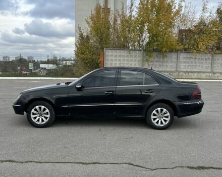 Черный Мерседес Е-Класс, объемом двигателя 3.2 л и пробегом 412 тыс. км за 2300 $, фото 1 на Automoto.ua