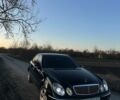 Черный Мерседес Е-Класс, объемом двигателя 2.2 л и пробегом 355 тыс. км за 6500 $, фото 1 на Automoto.ua