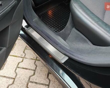 Черный Мерседес Е-Класс, объемом двигателя 1.8 л и пробегом 298 тыс. км за 8200 $, фото 44 на Automoto.ua