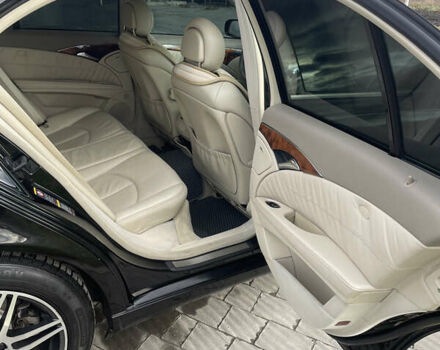 Чорний Мерседес Е-Клас, об'ємом двигуна 2.69 л та пробігом 270 тис. км за 7800 $, фото 24 на Automoto.ua