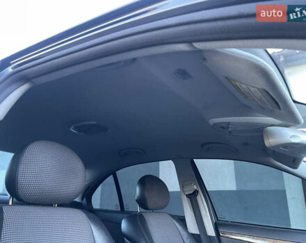 Мерседес Е-Клас 2004 у Вінниці на Automoto.ua Чорний Мерседес Е-Клас, об'ємом двигуна 3.2 л та пробігом 335 тис. км за 8500 $, фото 18 на Automoto.ua