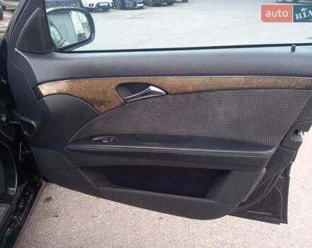 Чорний Мерседес Е-Клас, об'ємом двигуна 2.7 л та пробігом 318 тис. км за 6350 $, фото 16 на Automoto.ua
