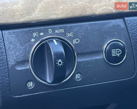 Мерседес Е-Клас 2004 у Вінниці на Automoto.ua Чорний Мерседес Е-Клас, об'ємом двигуна 3.2 л та пробігом 335 тис. км за 8500 $, фото 30 на Automoto.ua