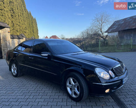 Черный Мерседес Е-Класс, объемом двигателя 1.8 л и пробегом 271 тыс. км за 6600 $, фото 9 на Automoto.ua