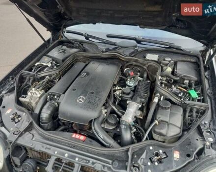 Чорний Мерседес Е-Клас, об'ємом двигуна 2.7 л та пробігом 318 тис. км за 6350 $, фото 28 на Automoto.ua