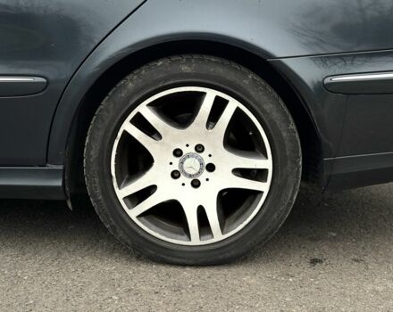 Чорний Мерседес Е-Клас, об'ємом двигуна 2.7 л та пробігом 340 тис. км за 3250 $, фото 11 на Automoto.ua