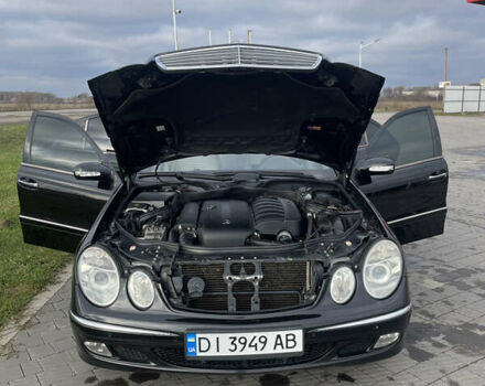 Чорний Мерседес Е-Клас, об'ємом двигуна 2.69 л та пробігом 270 тис. км за 7800 $, фото 11 на Automoto.ua