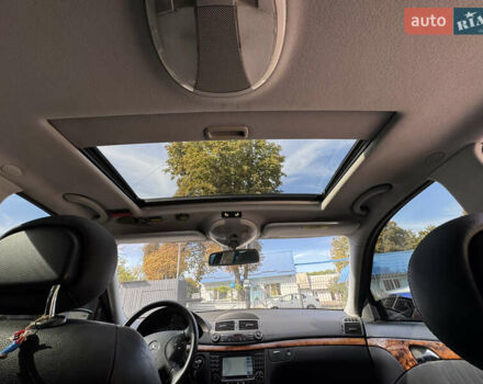 Черный Мерседес Е-Класс, объемом двигателя 4.97 л и пробегом 360 тыс. км за 10000 $, фото 30 на Automoto.ua