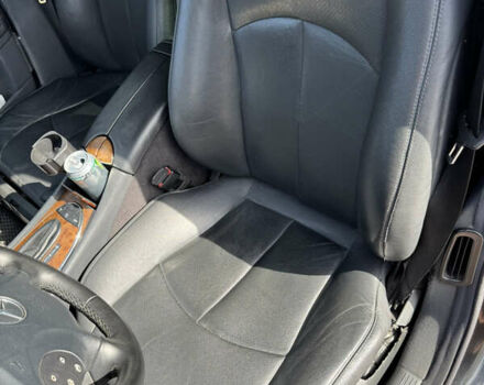 Черный Мерседес Е-Класс, объемом двигателя 4.97 л и пробегом 360 тыс. км за 10000 $, фото 21 на Automoto.ua