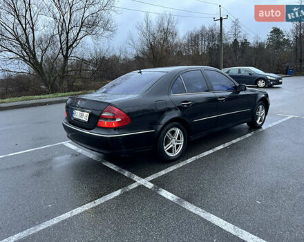 Черный Мерседес Е-Класс, объемом двигателя 2.7 л и пробегом 349 тыс. км за 5500 $, фото 3 на Automoto.ua