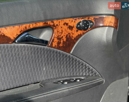 Черный Мерседес Е-Класс, объемом двигателя 1.8 л и пробегом 239 тыс. км за 6800 $, фото 16 на Automoto.ua