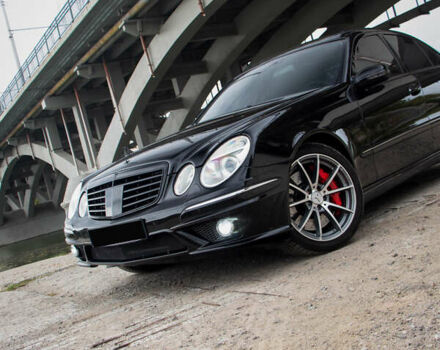 Чорний Мерседес Е-Клас, об'ємом двигуна 5 л та пробігом 202 тис. км за 15000 $, фото 30 на Automoto.ua