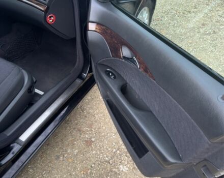 Черный Мерседес Е-Класс, объемом двигателя 1.8 л и пробегом 268 тыс. км за 7700 $, фото 9 на Automoto.ua