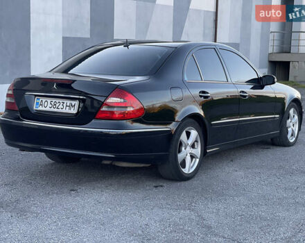 Мерседес Е-Клас 2004 у Вінниці на Automoto.ua Чорний Мерседес Е-Клас, об'ємом двигуна 3.2 л та пробігом 335 тис. км за 8500 $, фото 2 на Automoto.ua