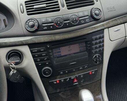 Чорний Мерседес Е-Клас, об'ємом двигуна 2.7 л та пробігом 340 тис. км за 3250 $, фото 21 на Automoto.ua