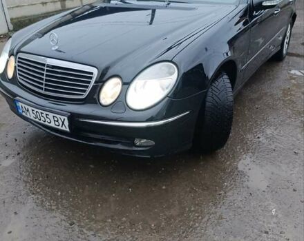 Черный Мерседес Е-Класс, объемом двигателя 3.2 л и пробегом 333 тыс. км за 6500 $, фото 1 на Automoto.ua