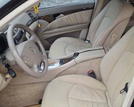 Чорний Мерседес Е-Клас, об'ємом двигуна 2.69 л та пробігом 409 тис. км за 6400 $, фото 14 на Automoto.ua