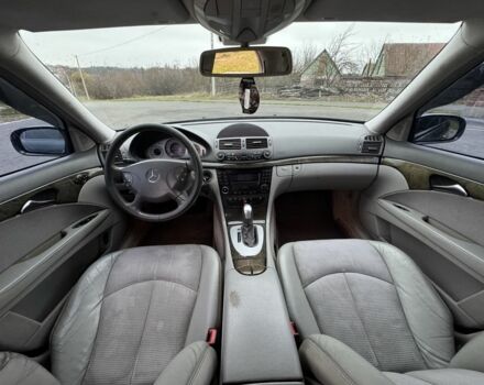 Чорний Мерседес Е-Клас, об'ємом двигуна 2.7 л та пробігом 340 тис. км за 3250 $, фото 5 на Automoto.ua