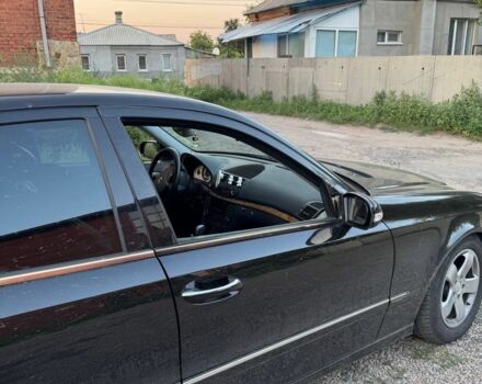 Чорний Мерседес Е-Клас, об'ємом двигуна 2.7 л та пробігом 400 тис. км за 3900 $, фото 3 на Automoto.ua