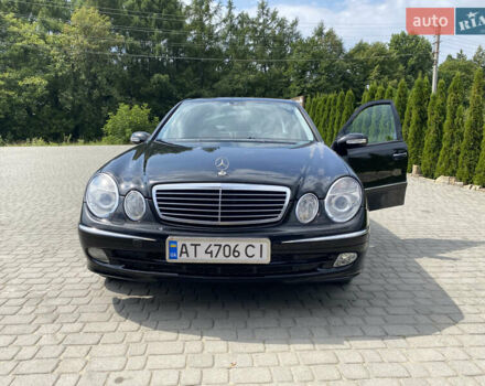 Черный Мерседес Е-Класс, объемом двигателя 2.15 л и пробегом 200 тыс. км за 6700 $, фото 2 на Automoto.ua