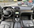 Черный Мерседес Е-Класс, объемом двигателя 4.97 л и пробегом 357 тыс. км за 10500 $, фото 9 на Automoto.ua