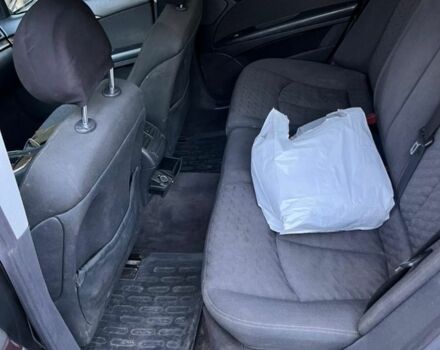 Черный Мерседес Е-Класс, объемом двигателя 1.8 л и пробегом 250 тыс. км за 5200 $, фото 6 на Automoto.ua