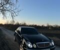 Чорний Мерседес Е-Клас, об'ємом двигуна 2.2 л та пробігом 355 тис. км за 6200 $, фото 1 на Automoto.ua