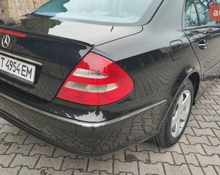 Черный Мерседес Е-Класс, объемом двигателя 1.8 л и пробегом 298 тыс. км за 8200 $, фото 28 на Automoto.ua
