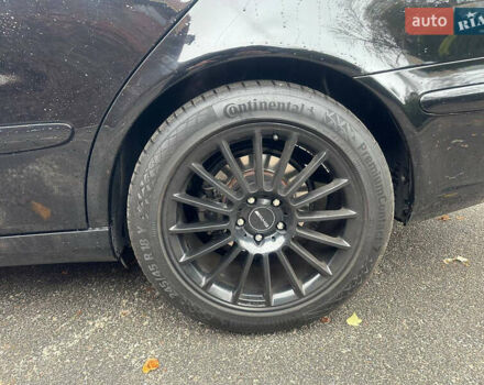 Чорний Мерседес Е-Клас, об'ємом двигуна 1.8 л та пробігом 390 тис. км за 6999 $, фото 19 на Automoto.ua