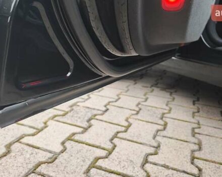 Черный Мерседес Е-Класс, объемом двигателя 1.8 л и пробегом 298 тыс. км за 8200 $, фото 42 на Automoto.ua