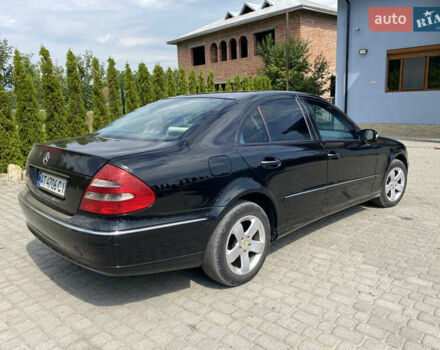Черный Мерседес Е-Класс, объемом двигателя 2.15 л и пробегом 200 тыс. км за 6700 $, фото 4 на Automoto.ua