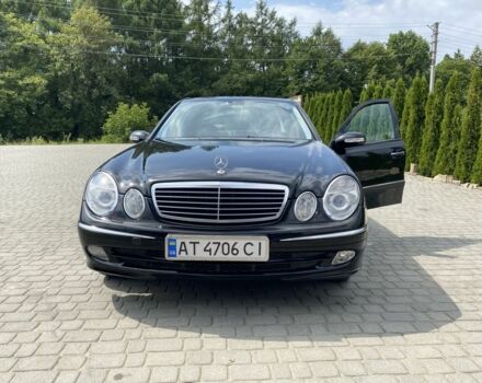 Черный Мерседес Е-Класс, объемом двигателя 2.1 л и пробегом 200 тыс. км за 6700 $, фото 17 на Automoto.ua