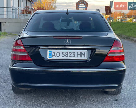 Мерседес Е-Клас 2004 у Вінниці на Automoto.ua Чорний Мерседес Е-Клас, об'ємом двигуна 3.2 л та пробігом 335 тис. км за 8500 $, фото 3 на Automoto.ua