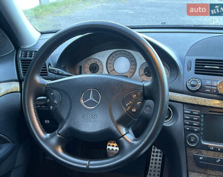 Мерседес Е-Клас 2004 у Вінниці на Automoto.ua Чорний Мерседес Е-Клас, об'ємом двигуна 3.2 л та пробігом 335 тис. км за 8500 $, фото 25 на Automoto.ua