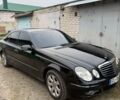 Черный Мерседес Е-Класс, объемом двигателя 2.2 л и пробегом 350 тыс. км за 3200 $, фото 7 на Automoto.ua