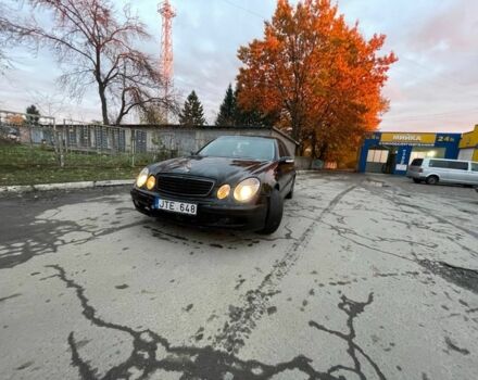Чорний Мерседес Е-Клас, об'ємом двигуна 2.2 л та пробігом 300 тис. км за 3100 $, фото 2 на Automoto.ua