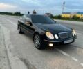 Черный Мерседес Е-Класс, объемом двигателя 3.2 л и пробегом 99 тыс. км за 6999 $, фото 1 на Automoto.ua