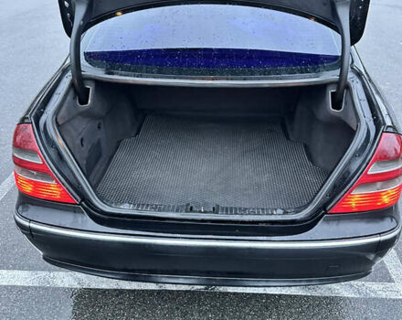 Черный Мерседес Е-Класс, объемом двигателя 2.7 л и пробегом 349 тыс. км за 5500 $, фото 14 на Automoto.ua