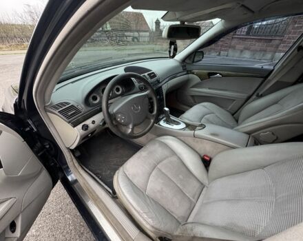 Чорний Мерседес Е-Клас, об'ємом двигуна 2.7 л та пробігом 340 тис. км за 3250 $, фото 14 на Automoto.ua