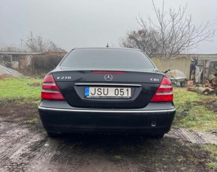 Чорний Мерседес Е-Клас, об'ємом двигуна 2.7 л та пробігом 323 тис. км за 4000 $, фото 4 на Automoto.ua