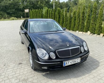 Черный Мерседес Е-Класс, объемом двигателя 2.1 л и пробегом 200 тыс. км за 6700 $, фото 2 на Automoto.ua