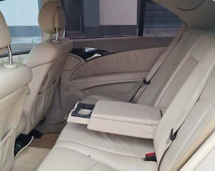 Чорний Мерседес Е-Клас, об'ємом двигуна 2.69 л та пробігом 409 тис. км за 6400 $, фото 11 на Automoto.ua