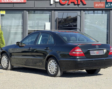 Черный Мерседес Е-Класс, объемом двигателя 1.8 л и пробегом 239 тыс. км за 6800 $, фото 7 на Automoto.ua