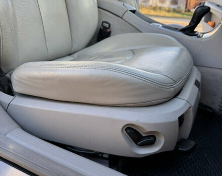 Чорний Мерседес Е-Клас, об'ємом двигуна 1.8 л та пробігом 330 тис. км за 6550 $, фото 11 на Automoto.ua