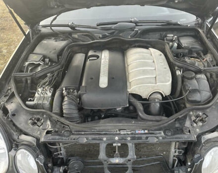 Черный Мерседес Е-Класс, объемом двигателя 2.15 л и пробегом 400 тыс. км за 6990 $, фото 14 на Automoto.ua